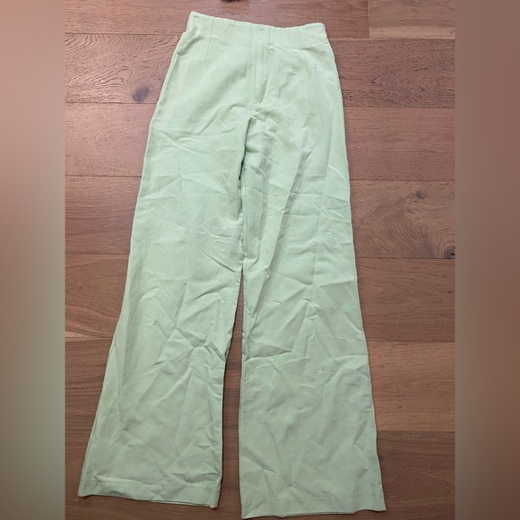 Zara Pants - Zara Women's Light lime Green high rise wide leg linen Pants XS GUC